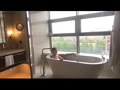 ❤️ عزیزم فوق العاده با شور و شوق بیدمشک خود را در حمام تکان می دهد ❤️❌ فیلم لعنتی در پورنو fa.raceporn.ru ️❤
